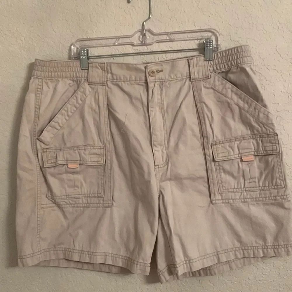 St.John’s Bay Cargo Shorts Size 42
